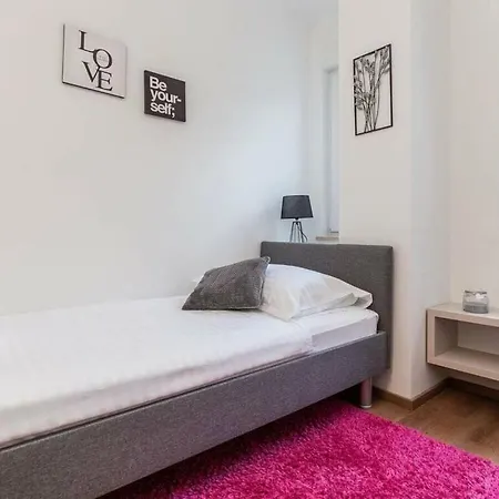 Zara Comfortable Villa